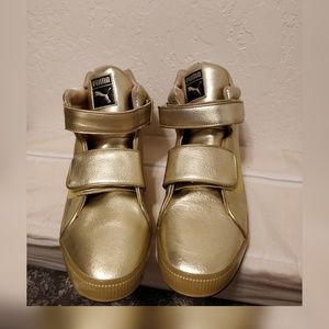 Gold Puma high top Velcro size 11